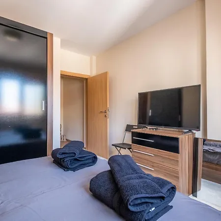 1 Bedroom Apartamento