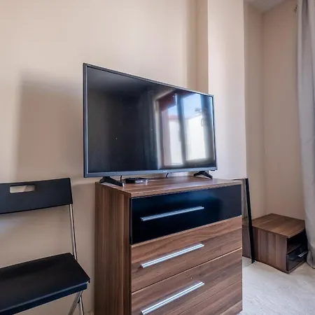 Apartment 1 Bedroom *